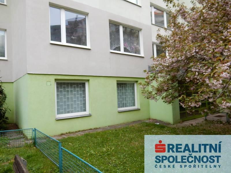 Pronájem Kanceláře, 77 m²