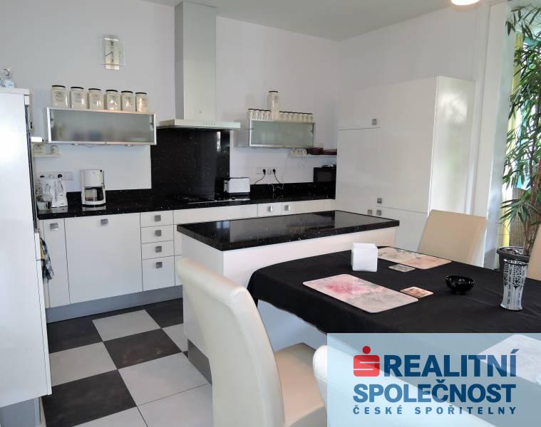 Prodej domu, 366 m²